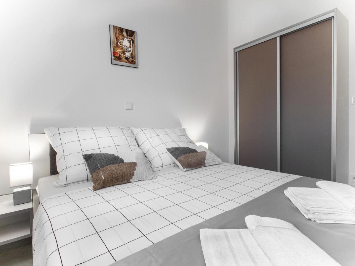 Villa Sirenis Trogir Extérieur photo